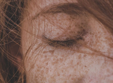 How to remove makeup from dry skin